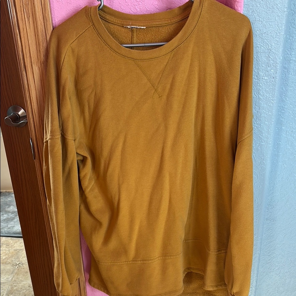 Oversized Mustard Yellow Sweatshirt